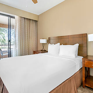 Hilton Vacation Club Scottsdale Links Resort — Sample bedroom