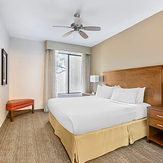 Hilton Vacation Club Scottsdale Links Resort — Sample bedroom