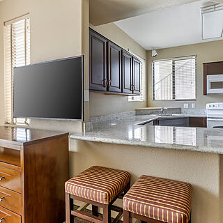 Hilton Vacation Club Scottsdale Links Resort — Sample kitchen