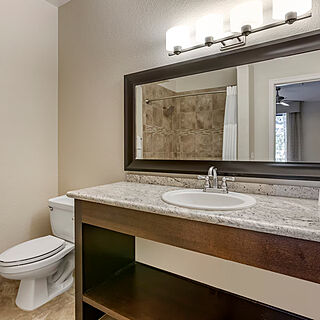 Hilton Vacation Club Scottsdale Links Resort — Sample bathroom