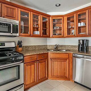 Valdoro Mountain Lodge, a Hilton Grand Vacations Club — Sample suite kitchen