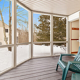 Ridge Top Village and Ridge Top Summit at Shawnee — Sample patio