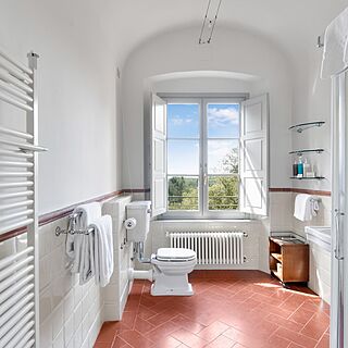 Karma Borgo di Colleoli — Sample bathroom