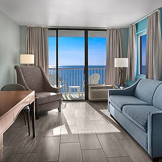 Crown Reef Beach Resort and Waterpark — Sample living area