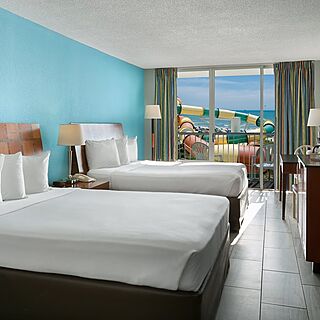 Crown Reef Beach Resort and Waterpark — Sample bedroom