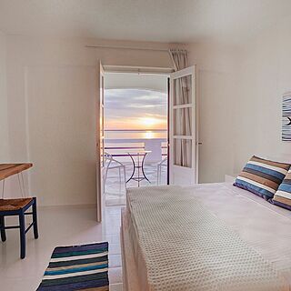 Karma Minoan — Sample bedroom