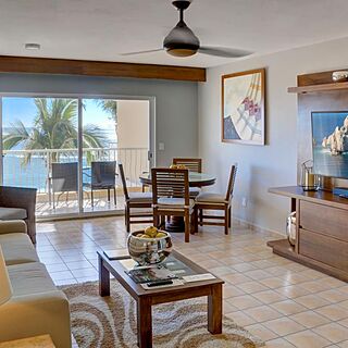 Villa del Palmar Cabo San Lucas — Sample two-bedroom suite living area