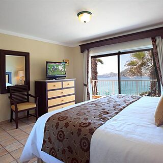 Villa del Palmar Cabo San Lucas — Sample two-bedroom suite bedroom