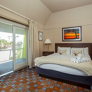 The Nautical Beachfront Resort &mdash; Sample bedroom