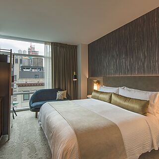 Marriott Vacation Club, New York City — Sample standard king guest room