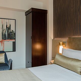 Marriott Vacation Club, New York City — Sample queen guest room