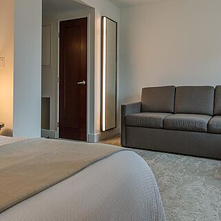 Marriott Vacation Club, New York City — Sample king guest room