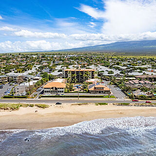 Maui Beach Vacation Club — Exterior