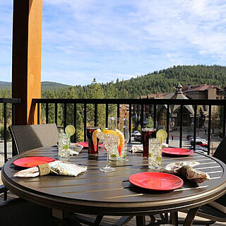 Hyatt Vacation Club at Northstar Lodge — Sample balcony