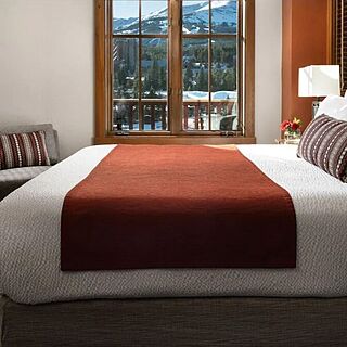 Hyatt Main Street Station, A Hyatt Residence Club — Sample villa bedroom