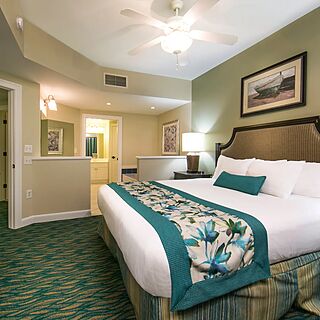 Holiday Inn Club Vacations at South Beach Resort — Sample villa bedroom
