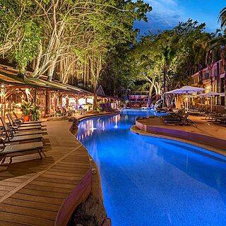 Club Wyndham Port Douglas — Lagoon pool and loungers