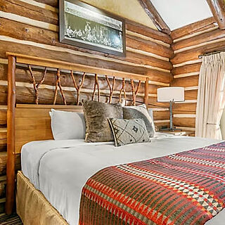 Big Cedar Wilderness Club &mdash; Sample bedroom