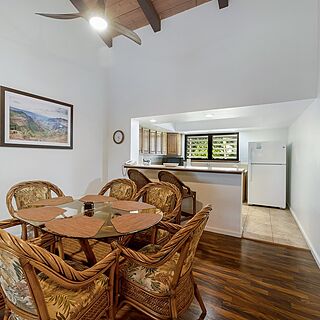 Lawai Beach Resort — Sample dining area