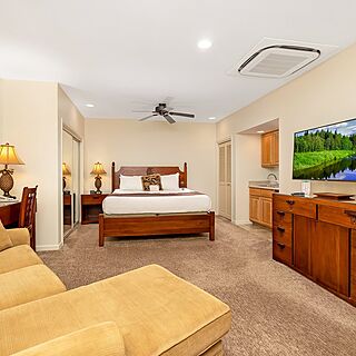Lawai Beach Resort — Sample bedroom