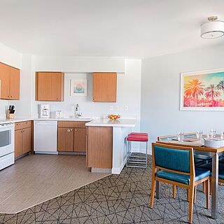 WorldMark Anaheim &mdash; Sample kitchen