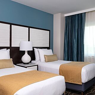WorldMark Anaheim — Sample bedroom