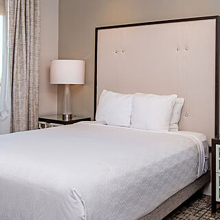 WorldMark Anaheim &mdash; Sample bedroom