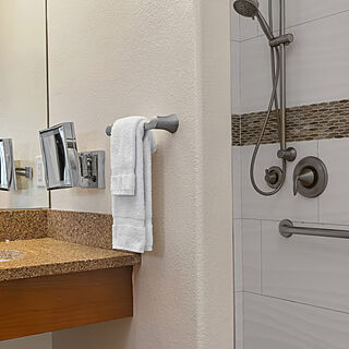 Club Wyndham Bali Hai Villas — Sample bathroom