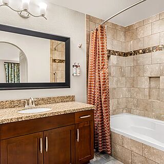 Holiday Inn Club Vacations at Desert Club Resort — Sample two-bedroom deluxe villa bathroom