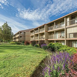 WorldMark Eagle Crest — Exterior