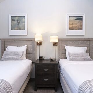 Canyon Rim at Eagle Crest — Sample bedroom