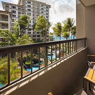 Marriott's Maui Ocean Club - Molokai, Maui & Lanai Towers &mdash; Sample balcony