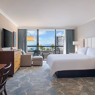 Marriott's Maui Ocean Club - Molokai, Maui & Lanai Towers &mdash; Sample bedroom
