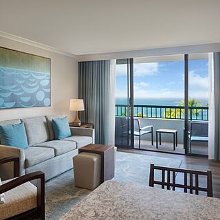 Marriott's Maui Ocean Club - Molokai, Maui & Lanai Towers — Sample living room