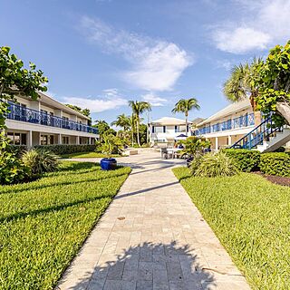 Courtyard entering form the beach
