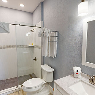 Morritt's Grand Resort — Sample bathroom