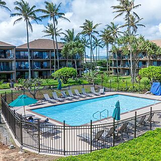 Pono Kai — Pool area