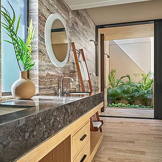 Montage Los Cabos — Sample bathroom