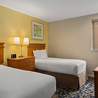Lake Chelan Shores — Sample bedroom