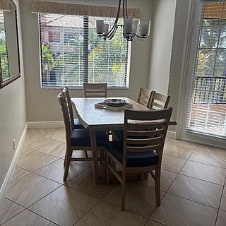 Eagle's Nest Beach Resort — Sample dining room