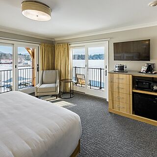 Center Harbor Inn — Sample bedroom