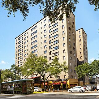 Club Wyndham Avenue Plaza — Exterior