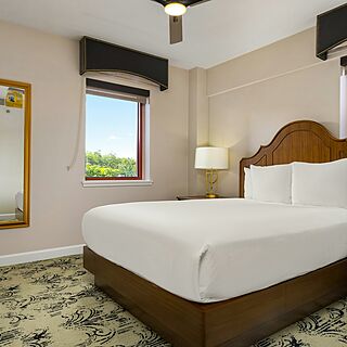 Club Wyndham Avenue Plaza — Sample bedroom