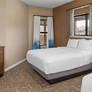 Club Wyndham Smoky Mountains — Sample bedroom