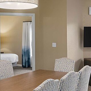 Club Wyndham Smoky Mountains — Sample living room