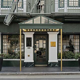 Inn at the Opera — Exterior