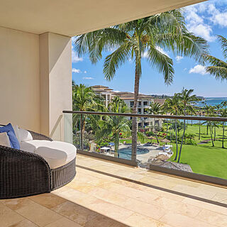 The Resort at Kapalua Bay, Maui — Sample balcony