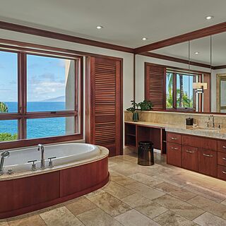 The Resort at Kapalua Bay, Maui — Sample bathroom
