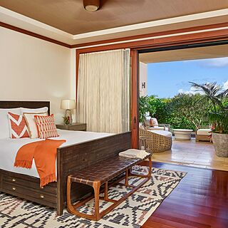 The Resort at Kapalua Bay, Maui — Sample bedroom