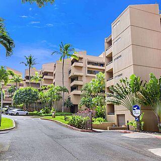 Kahana Villa Resort — Exterior